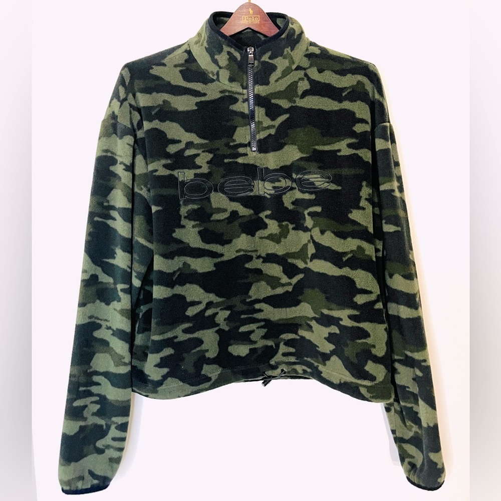 Bebe Sport Camoflauge Fleece 1/4 Zip Pullover Sweatshirt‎ Large